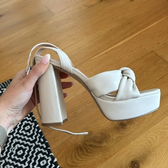 Steve Madden Lala Heel - Bone - Picture 6 of 9